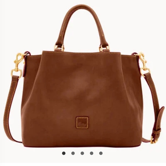 Dooney & Bourke Handbags - Dooney & Bourke Black Leather Shoulder Bag
